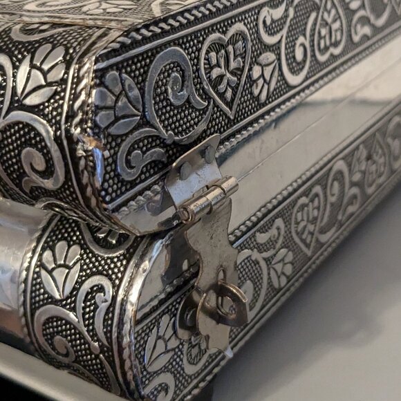 Ornate Etched Wooden Pull Out Silver Tone Wooden Tiered Organizer Jewelry Box - Picture 6 of 7